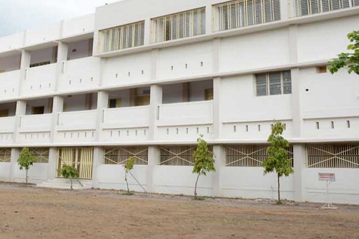https://cache.careers360.mobi/media/colleges/social-media/media-gallery/23209/2020/7/15/Campus View of Krishak Education Societys Arts Commerce and Science College Arvi_Campus-View.jpg